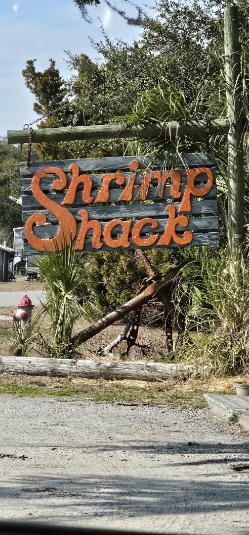 Informal porch tables at Shrimp Shack.